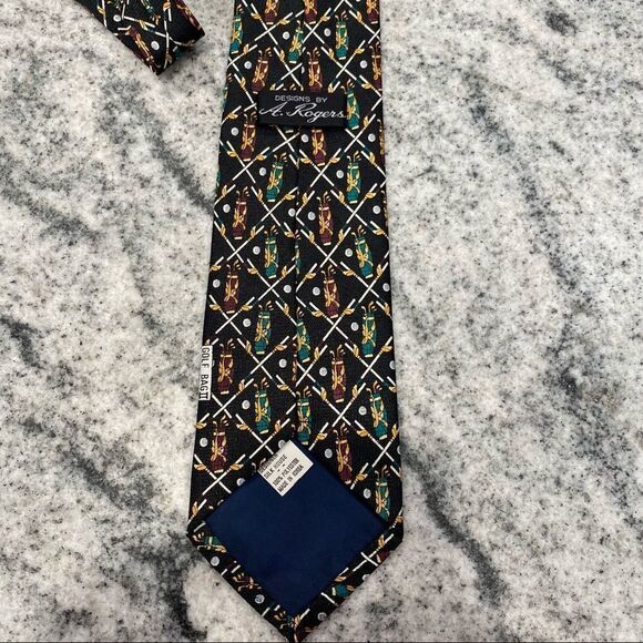 Silk Golf Bags Tie - Designs By A. Rogers - Picture 3 of 5
